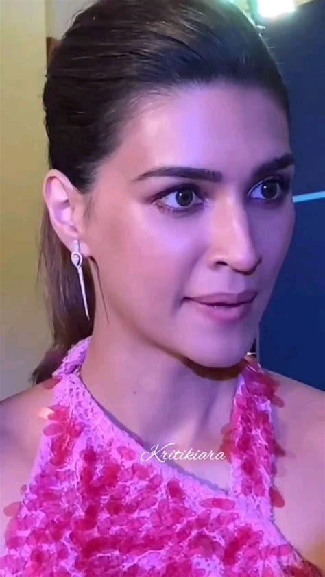 kriti sanon fucking Search